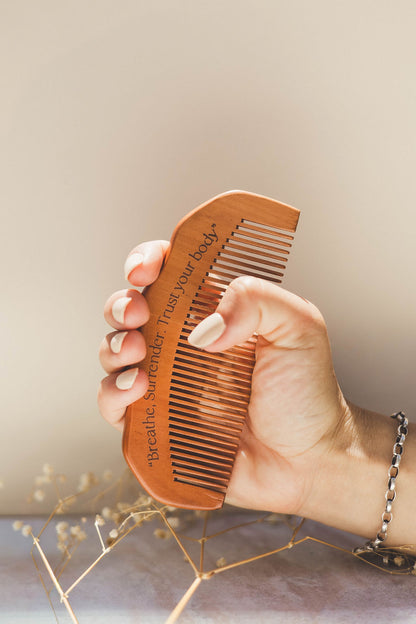 Cosymama wooden birth comb for natural acupressure pain relief during labour