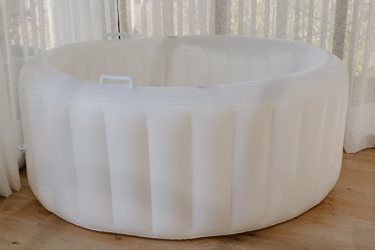 Natural Cream professional birth pool available for hire in NZ, set up and ready for a home water birth