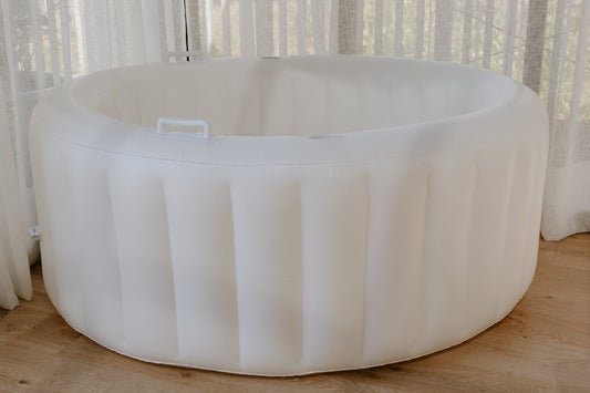 Natural Cream professional birth pool available for hire in NZ, set up and ready for a home water birth