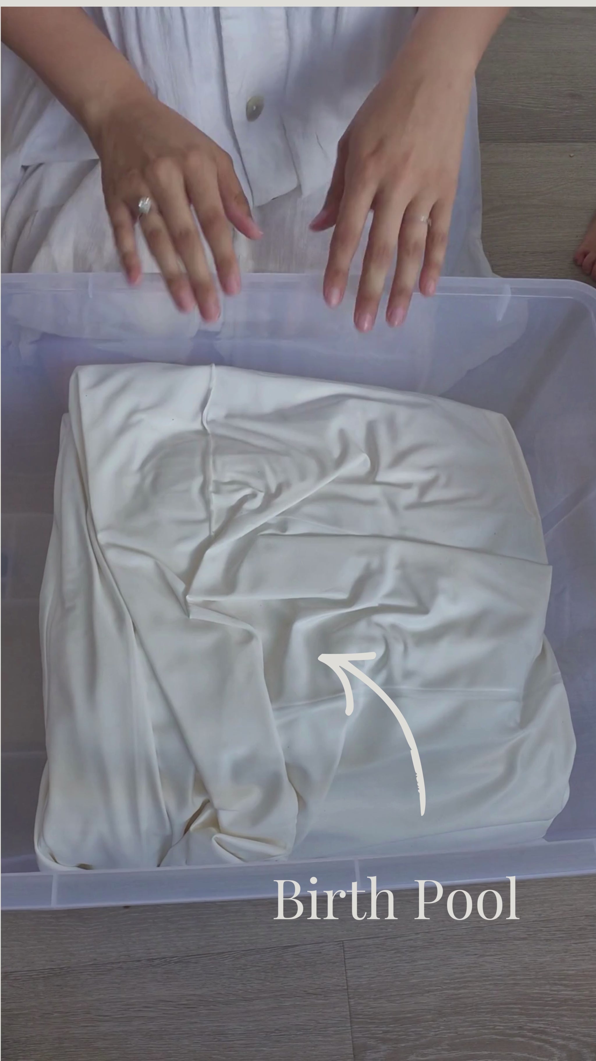 Video showing the content of the birth pool hire